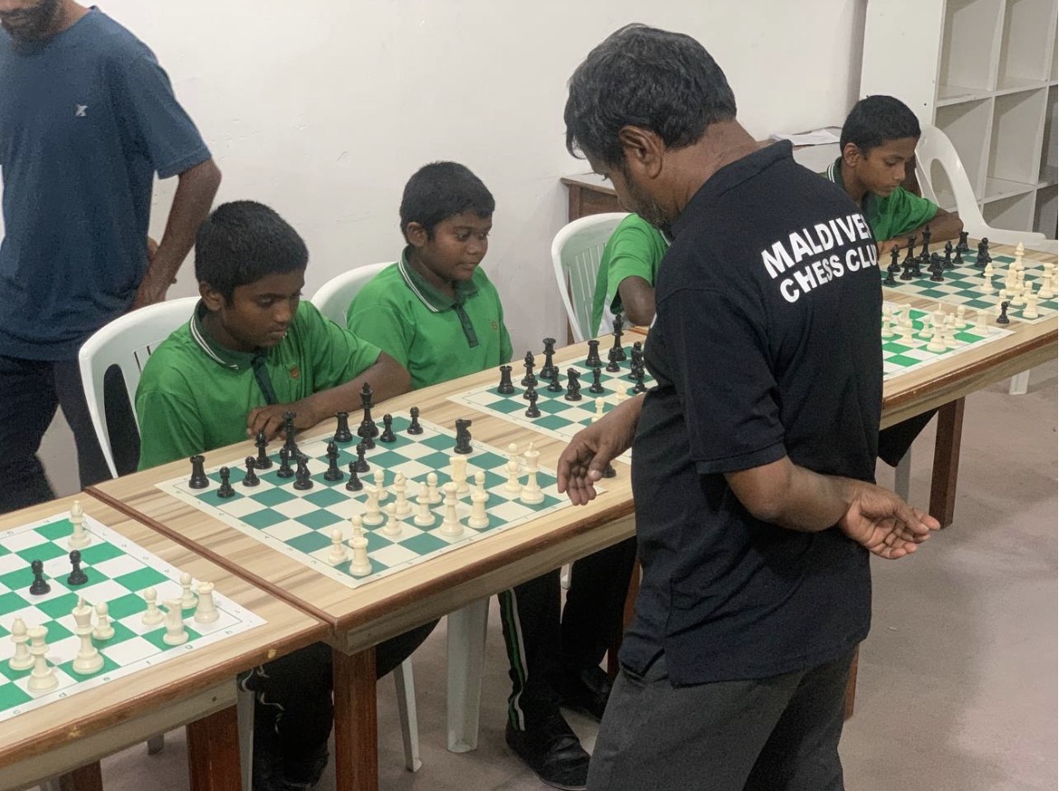 A.Dh.Omadhoo School Basic Chess Training Program